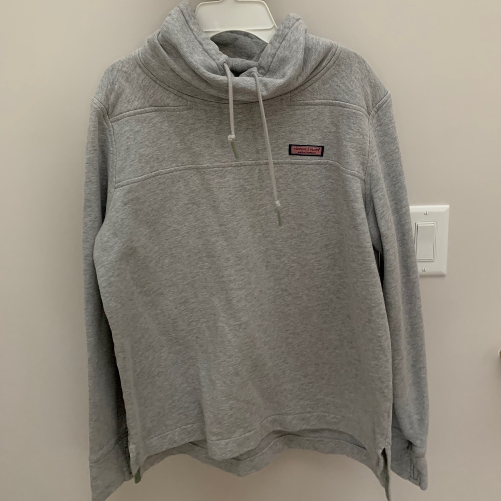 Vineyard Vines loose turtle neck sweatshirt